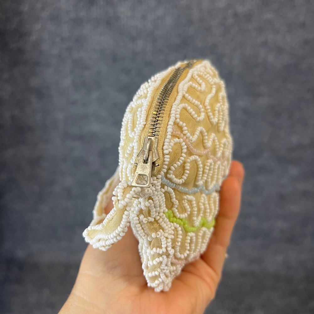 Vintage Handmade Beaded Micro Handbag Coin Champagne Pastel Scalloped Belgium‎ - Picture 7 of 13